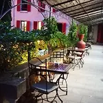 Les Orangers Hotel