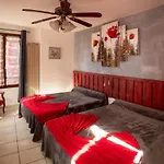 Les Orangers Hotel