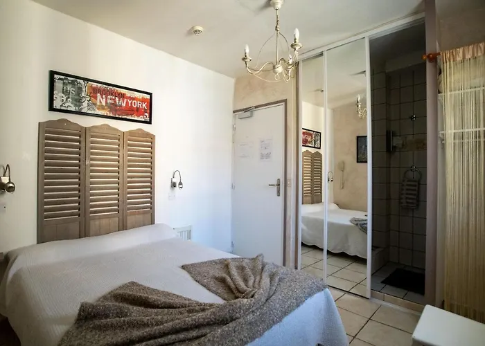 Les Orangers הייר