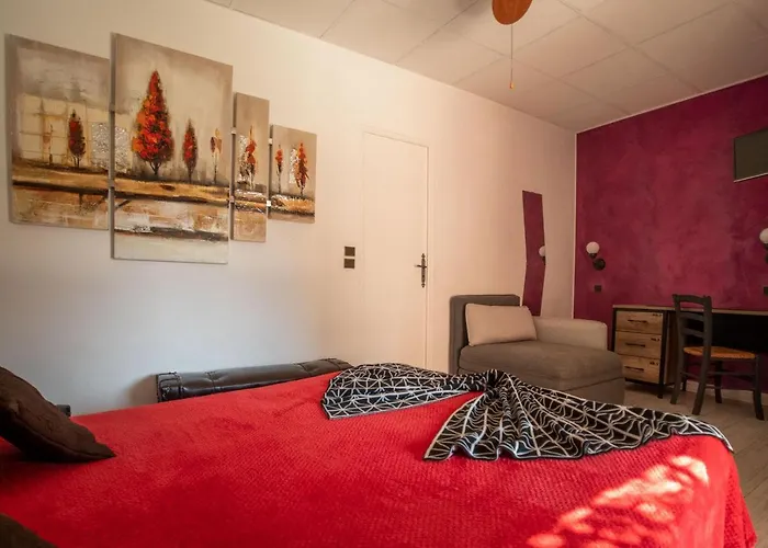 Hotel Les Orangers Hyères