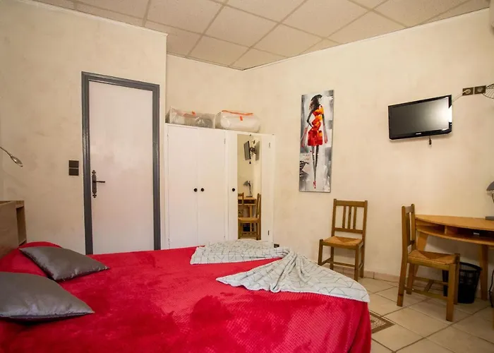 Hotel Les Orangers 2*