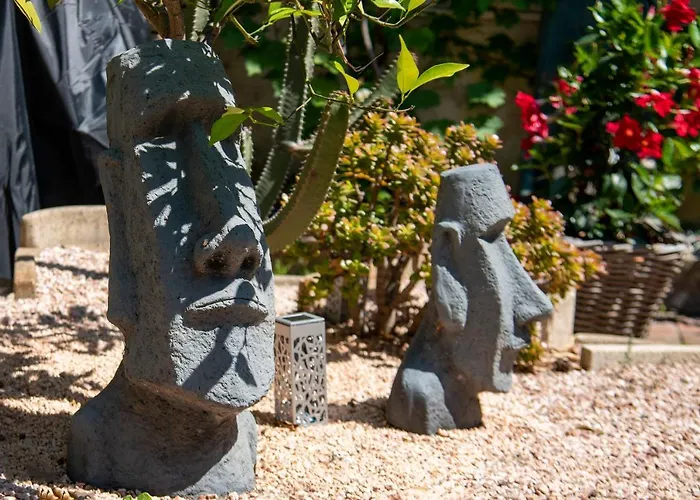 מלון Les Orangers הייר