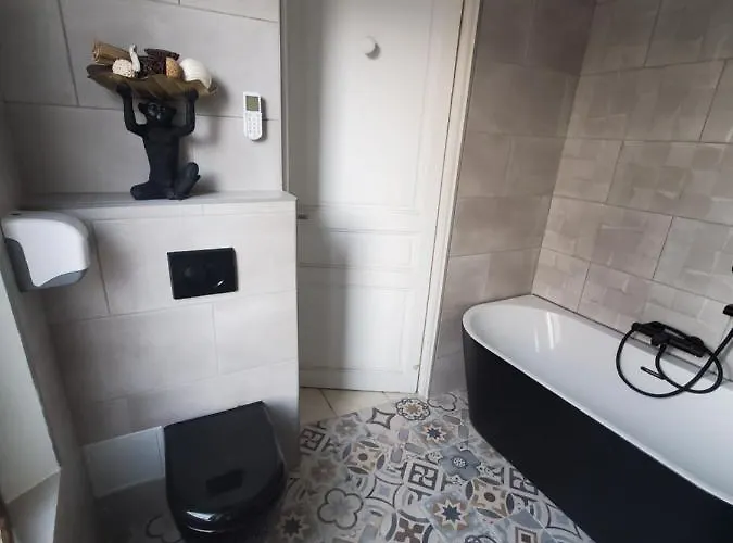 Les Orangers 2* Hyères